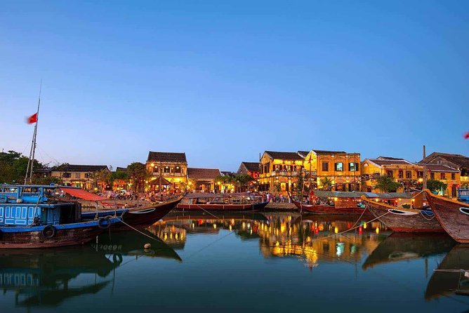 Private HoiAn Ancient Town Night Market Street food tour by Night - Old Town stops plus the night market: how the route creates variety