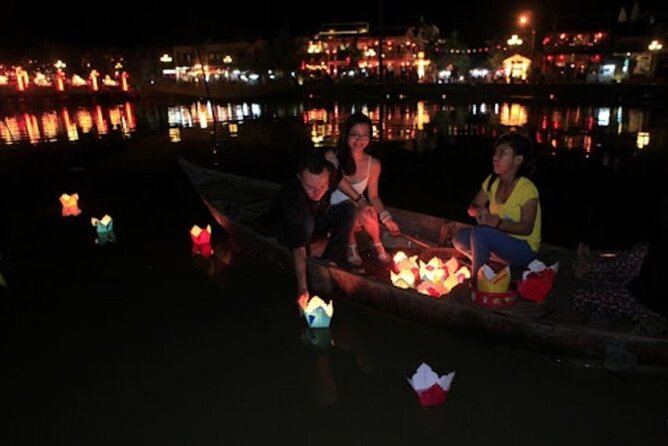 Private Night Boat Trip and Floating Lantern on Hoi An River - Price and value: is $10 per person worth it for 20 minutes?