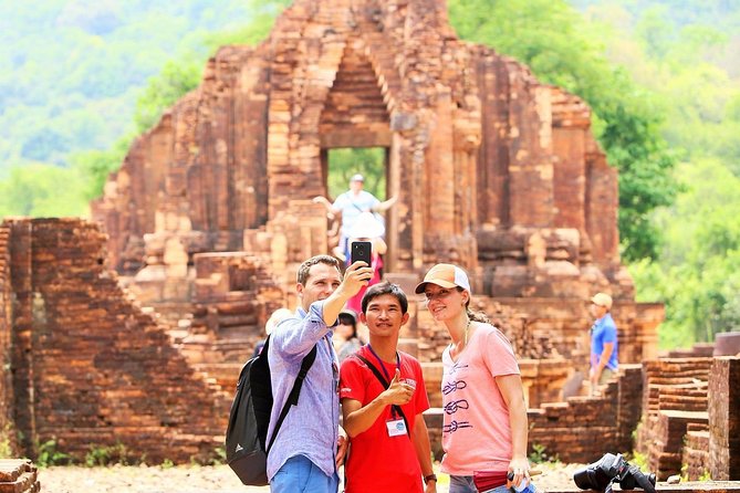 Private Tour from Hoi An: Explore Holy Ruins of My Son - The cultural add-on: Apsara and classical Khmer dance