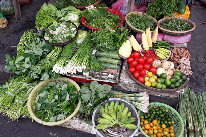 Private tour Hoi An Coconut basket boat ride and Ancient town - How the tour pacing works: private time, photo breaks, and market stops