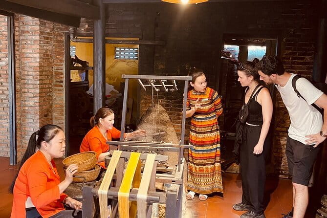 Private Traditional Silk Process in Hoi An Silk Village - Price and timing that actually fit a Hoi An day