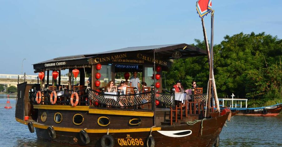 Romantic Sunset Dinner Cruise in Hoi An - Why this sunset dinner cruise feels like Hoi An’s best nighttime reset