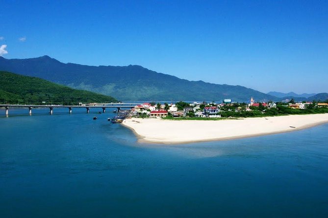 Scenic Transfer: Hoi An/Da Nang to Hue + 5 Attractions - Marble Mountains: Caves, Temples, and the One Entrance Fee You’ll Pay