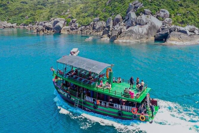 Scuba Diving Tour in Cham Island for certified divers or Beginners - Getting to the Start in Hoi An: Pickup, 8:00am Timing, and Group Size