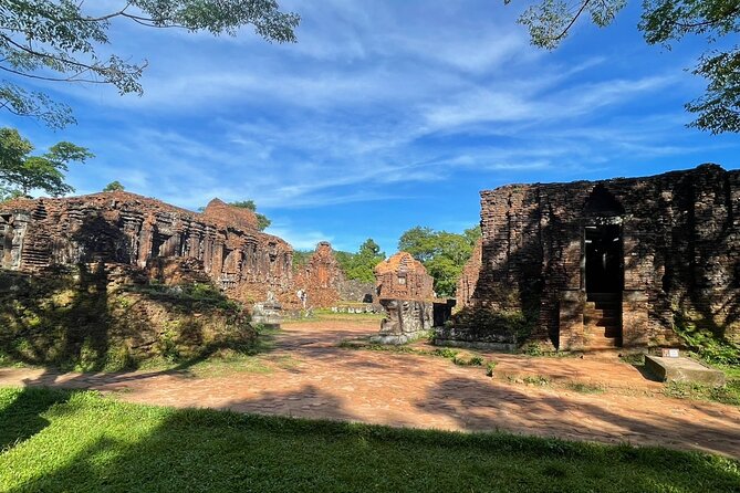 Small Group - My Son Sanctuary Tour From Hoi An - Who This Tour Suits Best (And Who Should Look Elsewhere)