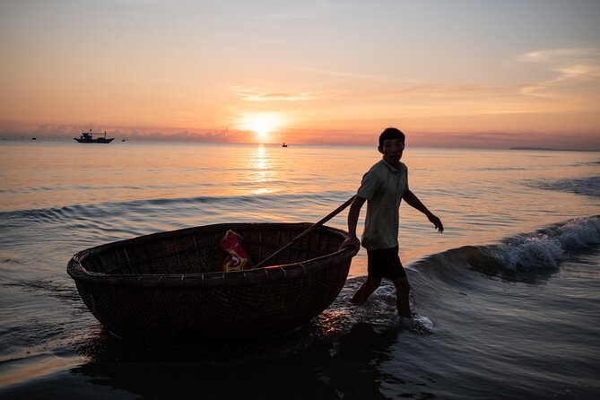 Sunrise Photography Tour in Vietnam Fishing Village - Timing, Pickup, and What 5 Hours Feels Like