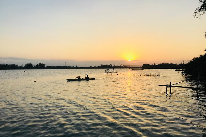 Sunset Paddle and Lantern Town - What you’re actually paddling (and how the double setup affects comfort)