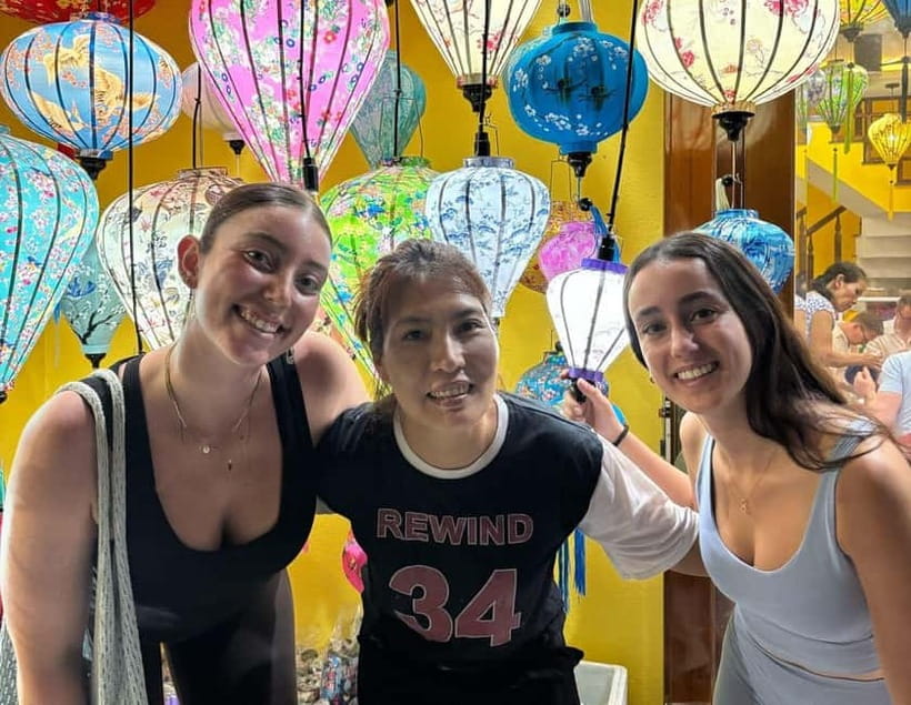 The Lantern Lady: Traditional Lantern Class in Old Town - Key things I’d center in your decision