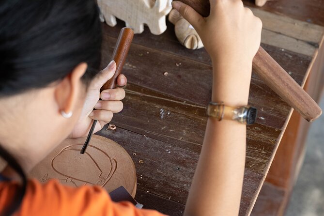 Traditional Wood Carving Workshop - Tools, Supplies, and Why Small Groups Help