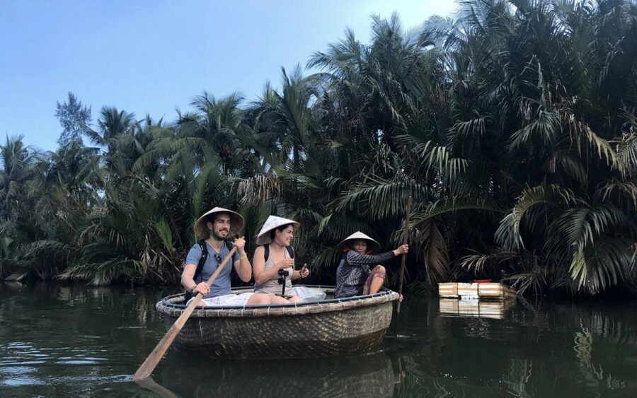 Tranquil Basket Boat Ride at Water Coconut Forest - Practical tips: getting there, avoiding scams, and making the ride easy
