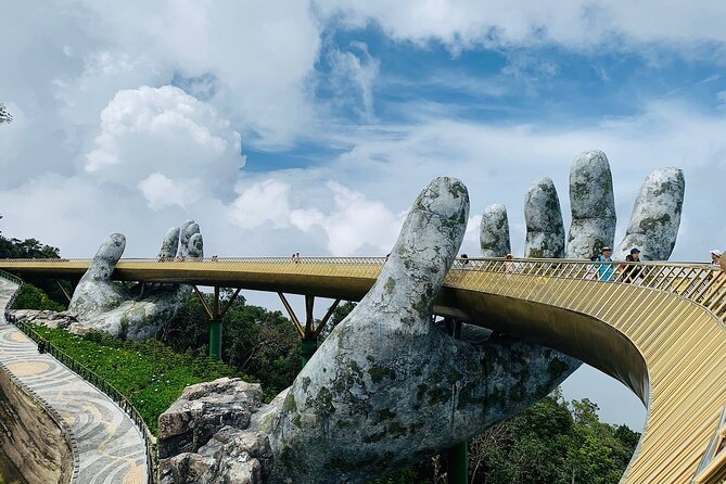 Travel from Hoi An/Da Nang to Hue with Scenic Mountain Drive - Cau Hai Fishing Lagoon: Seeing Work on the Water
