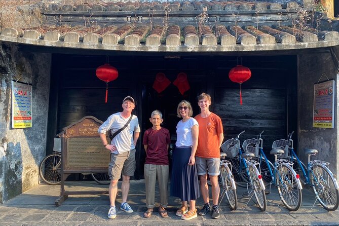 Vegan Food Tour - Untold Stories of Hoi An - Quan Thang Ancient House: A Historic Room With a Vegan Dish