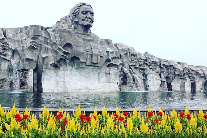 Visiting Tam Thanh mural village - Mother Thu monument - Getting the most from your guide (and what to ask)